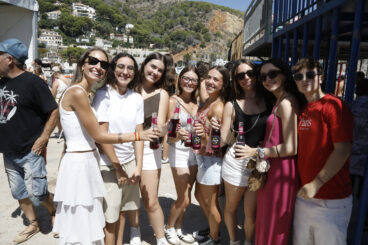 Ambiente en la primera sesión de Bous a la Mar 2026 y el baret (42)