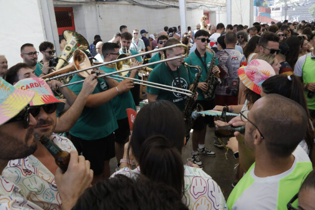 Imagen: Ambiente en la primera sesión de Bous a la Mar 2026 y el baret