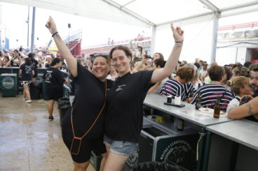 Ambiente en la primera sesión de Bous a la Mar 2026 y el baret (52)
