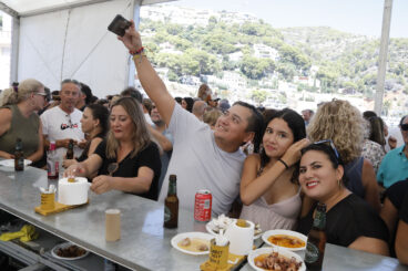 Ambiente en la primera sesión de Bous a la Mar 2026 y el baret (59)