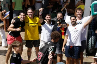 Ambiente en la primera sesión de Bous a la Mar 2026 y el baret (7)