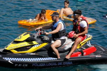 Ambiente en la primera sesión de Bous a la Mar 2026 y el baret (8)
