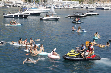 Ambiente en la primera sesión de Bous a la Mar 2026 y el baret (9)