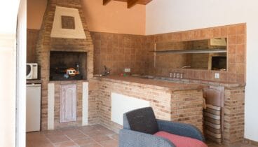 Apartamento independiente con cocina, salón y baño en suite