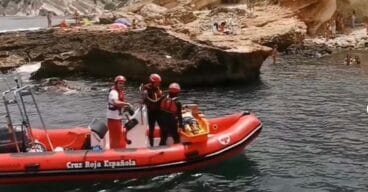 Cruz Roja Jávea interviene en un rescate Foto de archivo-