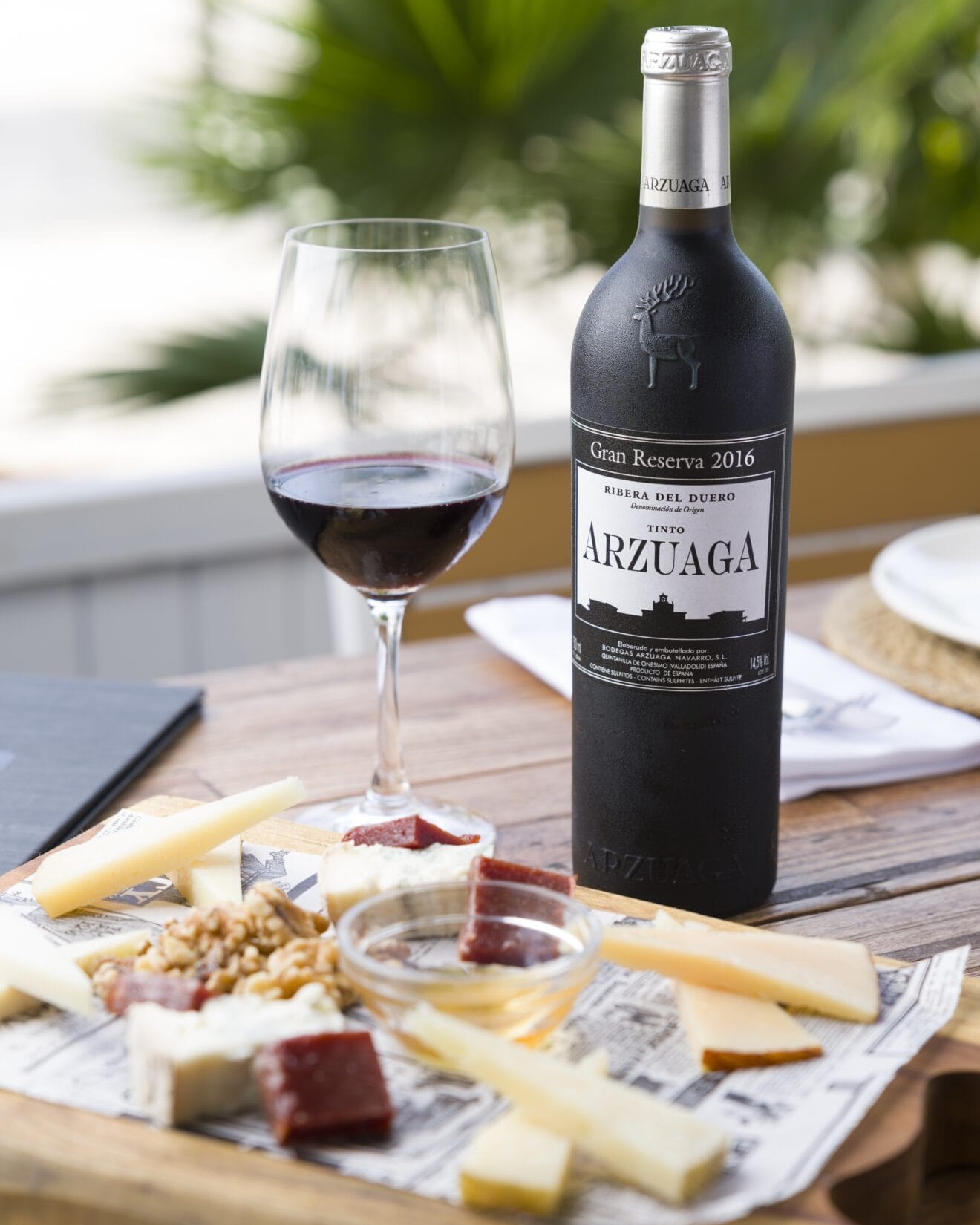 Gastronomía mediterránea con sabor local