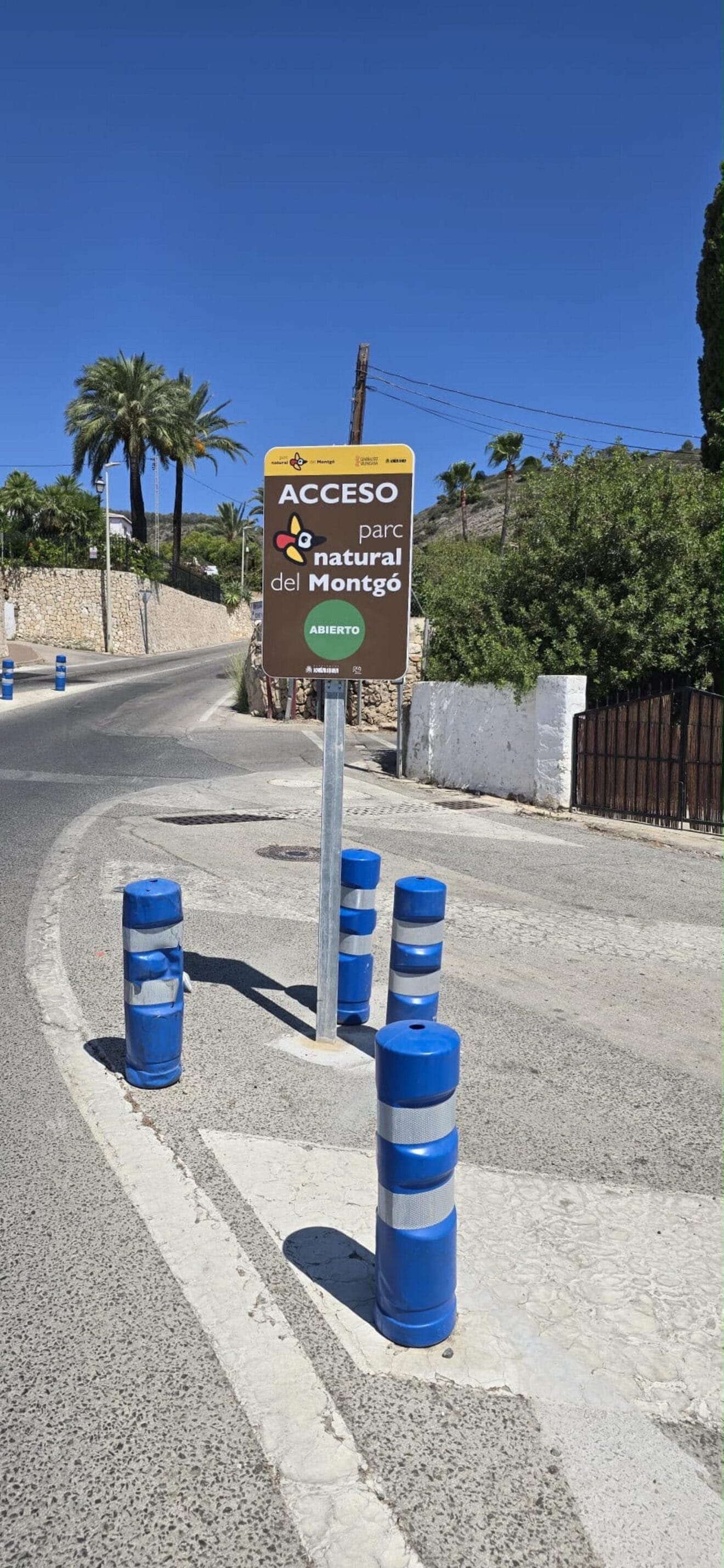 Nuevo panel informativo de acceso al Montgó