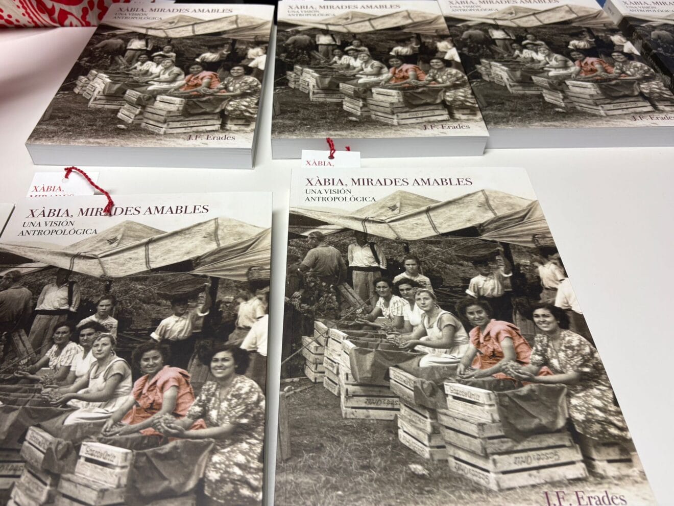 Presentación del Libro 'Xàbia, mirades amables' de José Erades