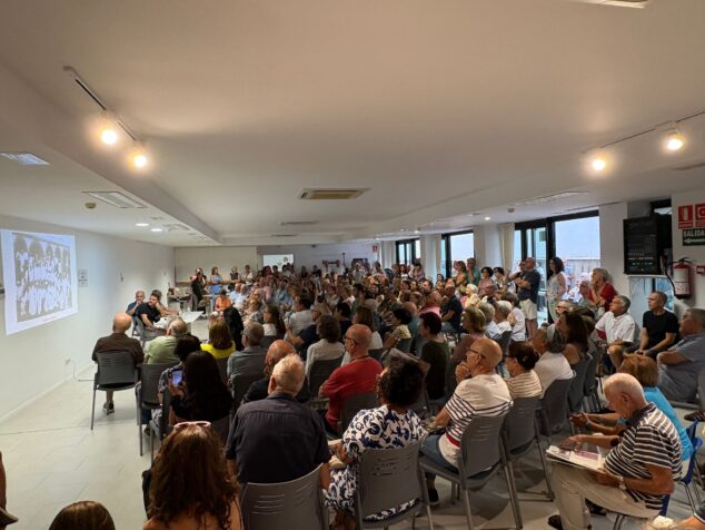Imagen: Presentación del Libro 'Xàbia, mirades amables' de José Erades