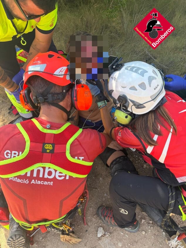 Imagen: Rescate a dos ciclistas en Xàbia
