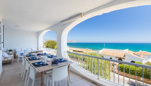Imagen: Una vivienda concebida para disfrutar de la brisa mediterránea y del horizonte marino