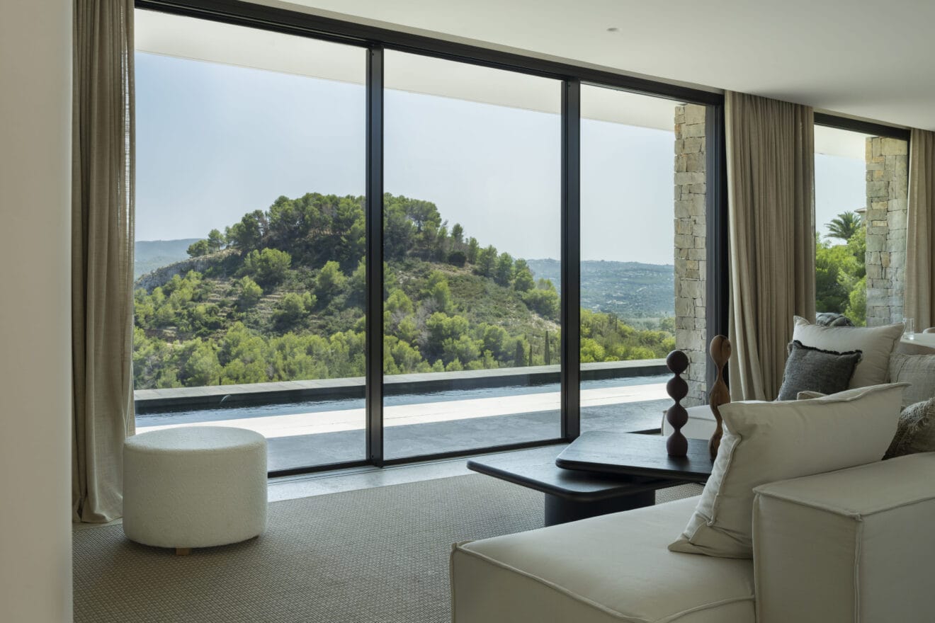 CA MALVA · ARQUITECTURA INTEGRADA EN LA NATURALEZA DEL MONTGÓ, JÁVEA www.costa-houses.com 4