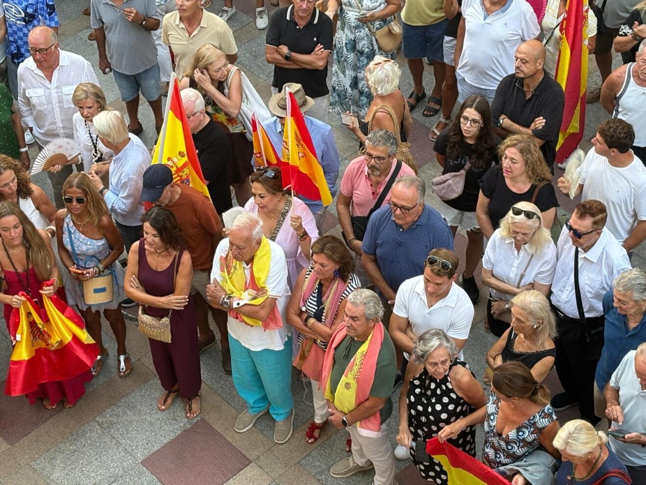 Concentración en Xàbia en apoyo a Ceuta (4)