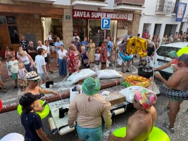 Desfile de Carrozas en las fiestas de Loreto Xàbia 2026 (13)