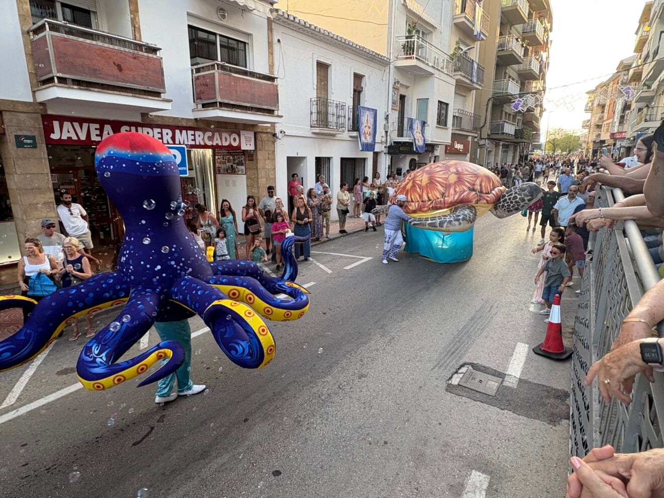 Desfile de Carrozas en las fiestas de Loreto Xàbia 2026 (2)