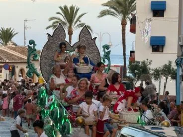 Desfile de Carrozas en las fiestas de Loreto Xàbia 2026 (48)
