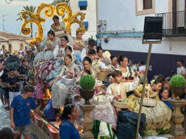 Desfile de Carrozas en las fiestas de Loreto Xàbia 2026 (50)