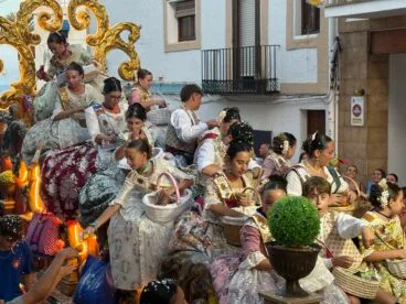 Desfile de Carrozas en las fiestas de Loreto Xàbia 2026 (51)