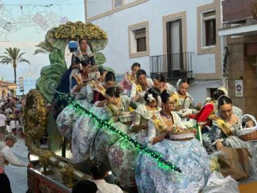 Desfile de Carrozas en las fiestas de Loreto Xàbia 2026 (55)