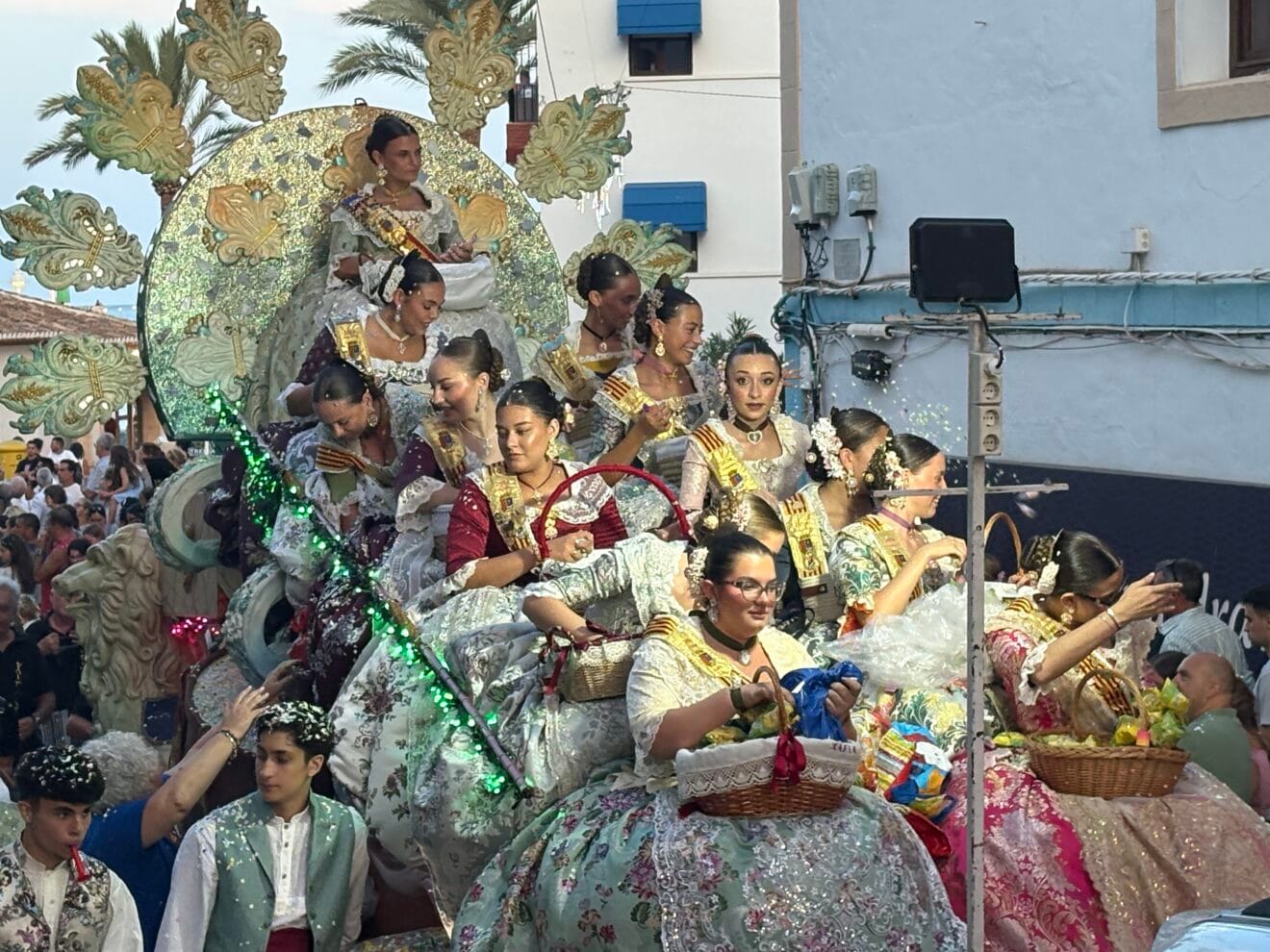 Desfile de Carrozas en las fiestas de Loreto Xàbia 2026 (56)