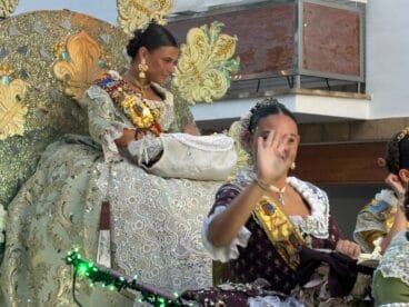 Desfile de Carrozas en las fiestas de Loreto Xàbia 2026 (59)