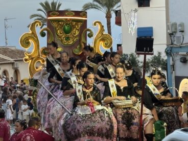 Desfile de Carrozas en las fiestas de Loreto Xàbia 2026 (69)