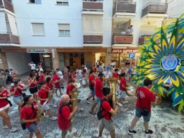 Desfile de Carrozas en las fiestas de Loreto Xàbia 2026 (82)