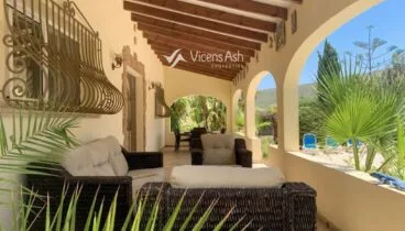Gran terraza cubierta