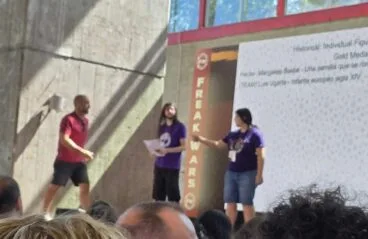 Héctor Margalejo recogiendo uno de los premios en Madrid