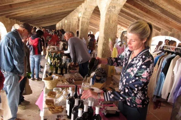 Imagen: Mercat en el Riurau de Xàbia