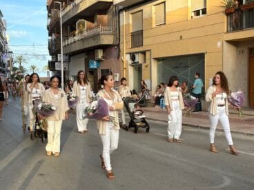 Ofrenda de flores a la Virgen de Loreto en Xàbia 2026 (6)