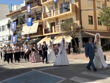 Pasacalle recogida de mayorales en el Día de Loreto (2)