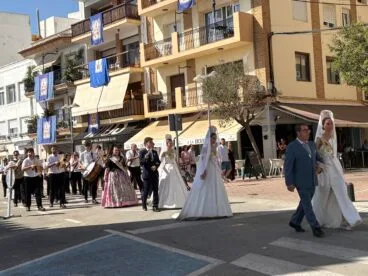 Pasacalle recogida de mayorales en el Día de Loreto (2)