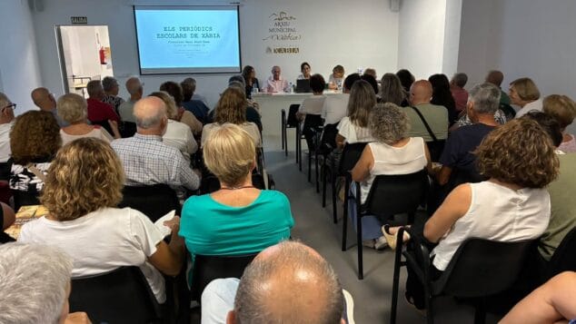 Imagen: Presentación del libro 'Els periódics escolars'