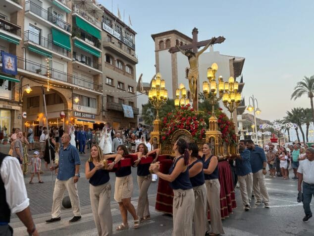 Imagen: Procesión del Santisimo Cristo en Duanes de la Mar 2026