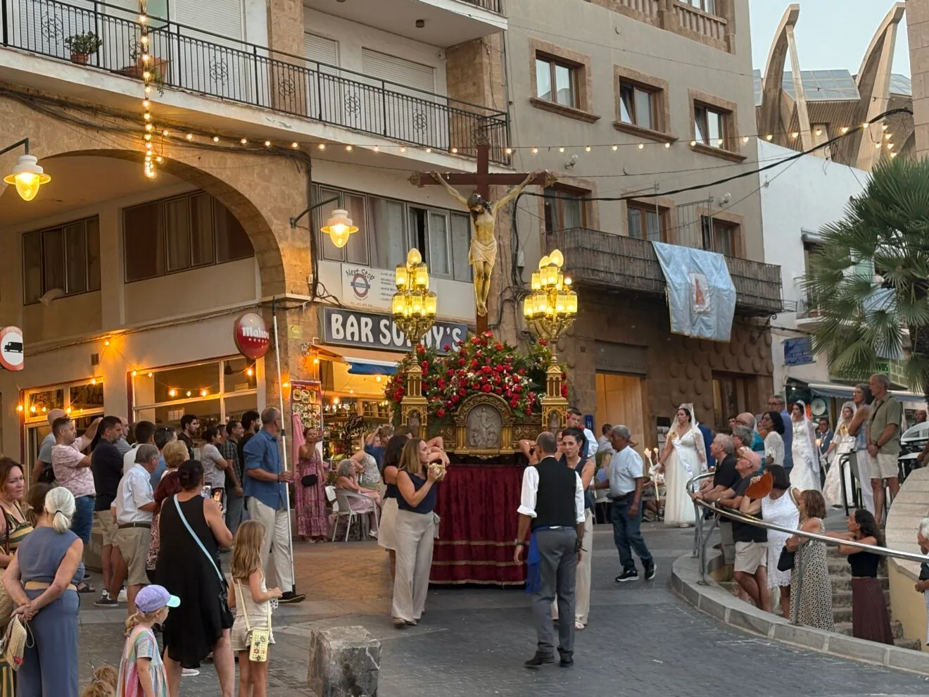 Procesión del Santisimo Cristo en Duanes de la Mar 2026 (18)