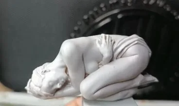 Figura de resina para pintarsa. Figura en resina
