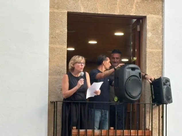 Imagen: Rosa Cardona en la lectura del manifiesto