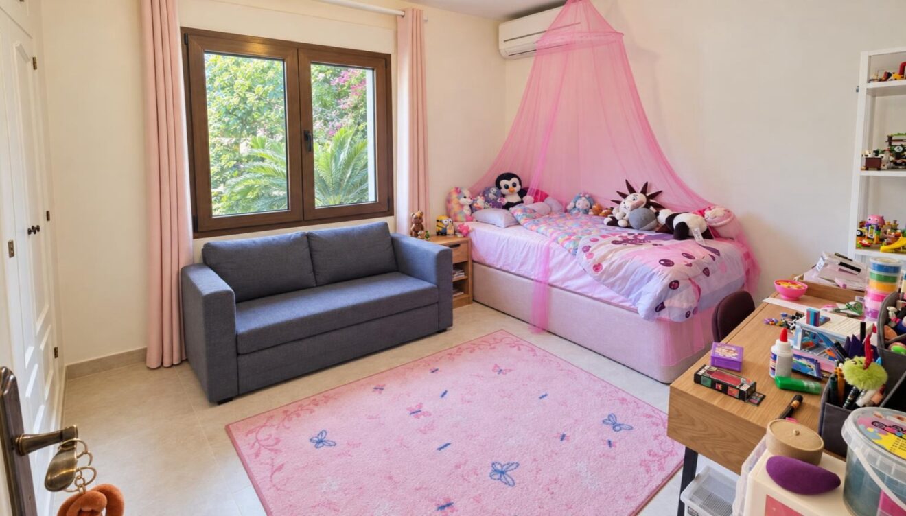 6 dormitorios totales