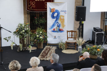 Acto institucional del 9 d’Octubre celebrado en la Plaça de l’Església de Xàbia (26)