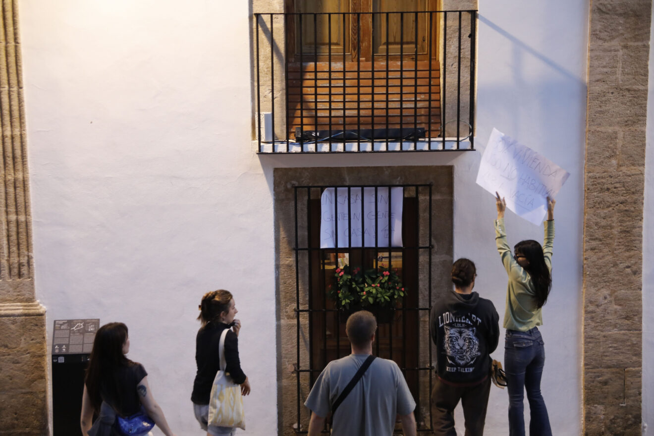 Cacerolada en Xàbia por la vivienda (18)