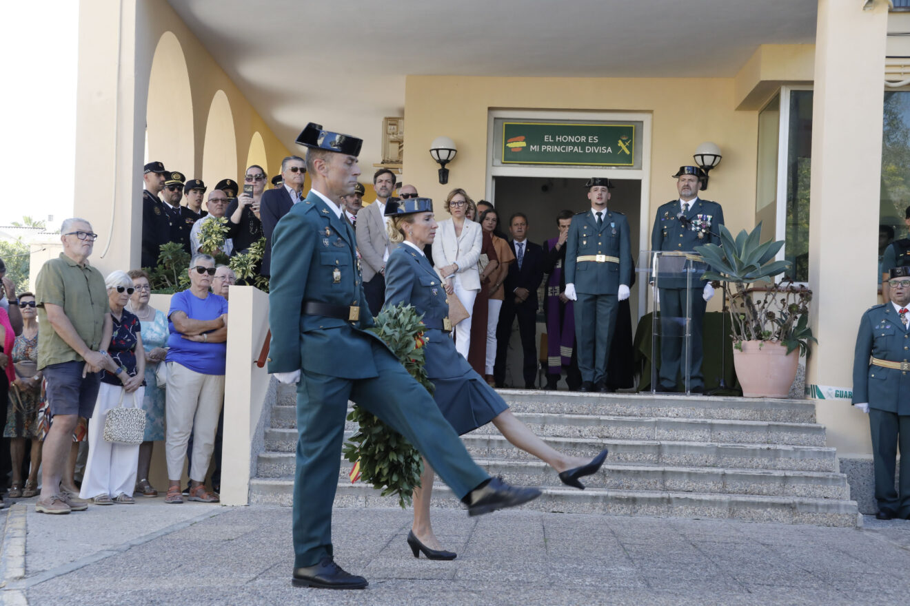 Celebración de la patrona de la Guardia Civil en el patio del cuartel de Xàbia (35)
