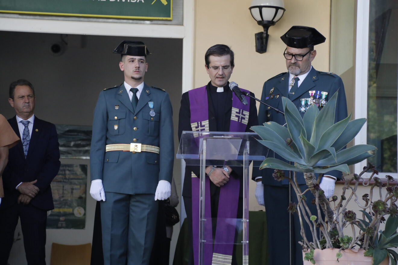 Celebración de la patrona de la Guardia Civil en el patio del cuartel de Xàbia (38)