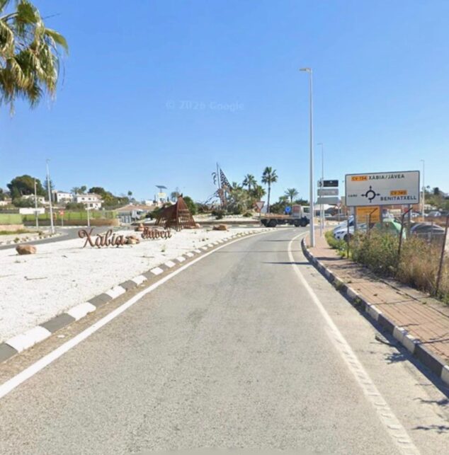 Imagen: CV 734 a la entrada de Xàbia