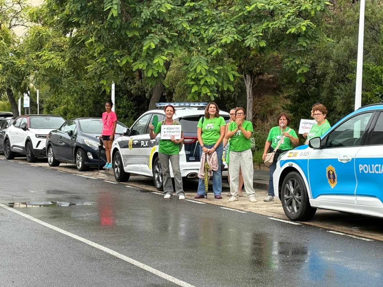 Docentes de Xàbia en protesta al President de la Generalitat (3)