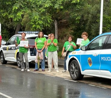 Docentes de Xàbia en protesta al President de la Generalitat (3)