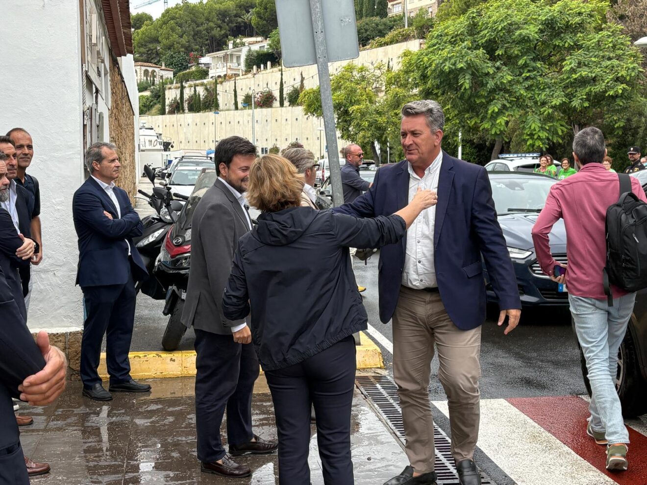 El president de la Generalitat visita las obras de modernización y adecuación integral del puerto de Xàbia (2)