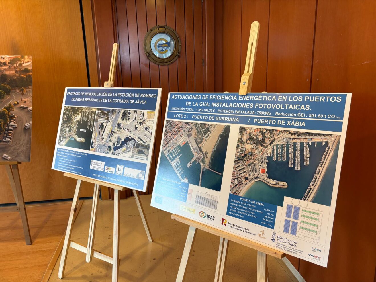 El president de la Generalitat visita las obras de modernización y adecuación integral del puerto de Xàbia (5)