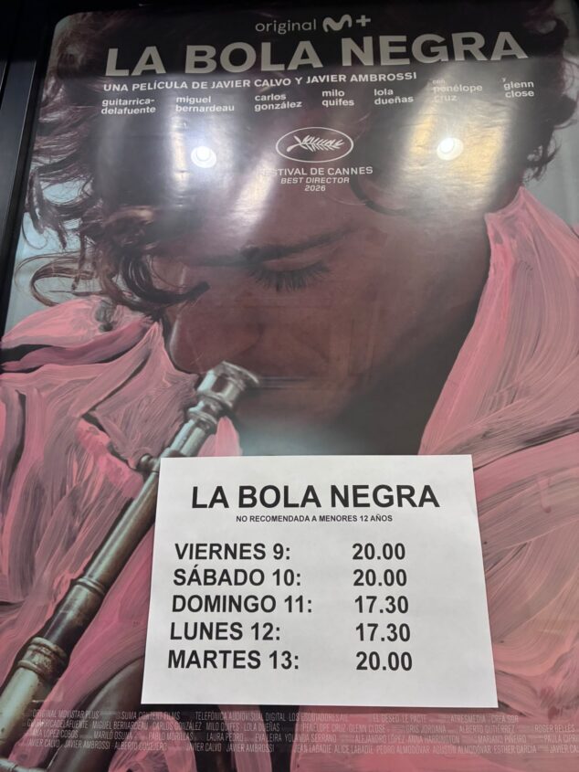 Imagen: Horarios de las próximas proyecciones de la Bola Negra en el Cine Jayan