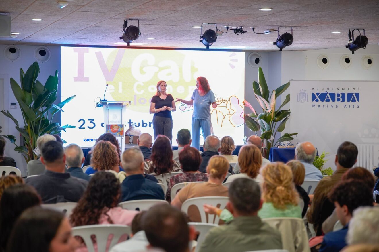 Humoristas en la Gala del Comercio Local